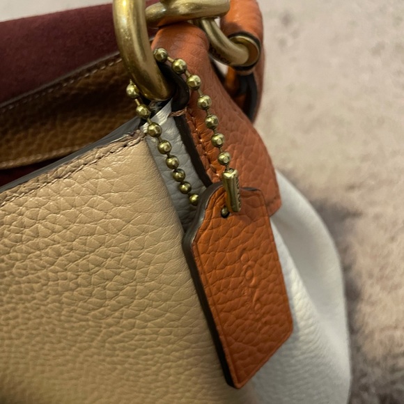 ❌SOLD❌ Coach May Shoulder Bag - Picture 9 of 11